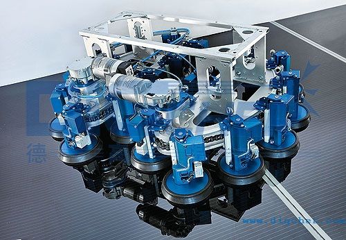 太陽能電池板清洗機器人